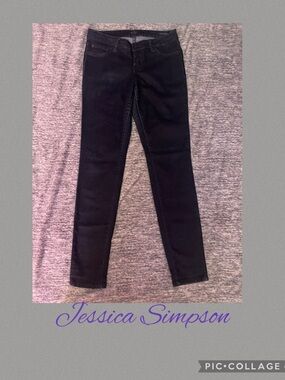 Jessica Simpson Kiss me Jeggings in dark wash size 29